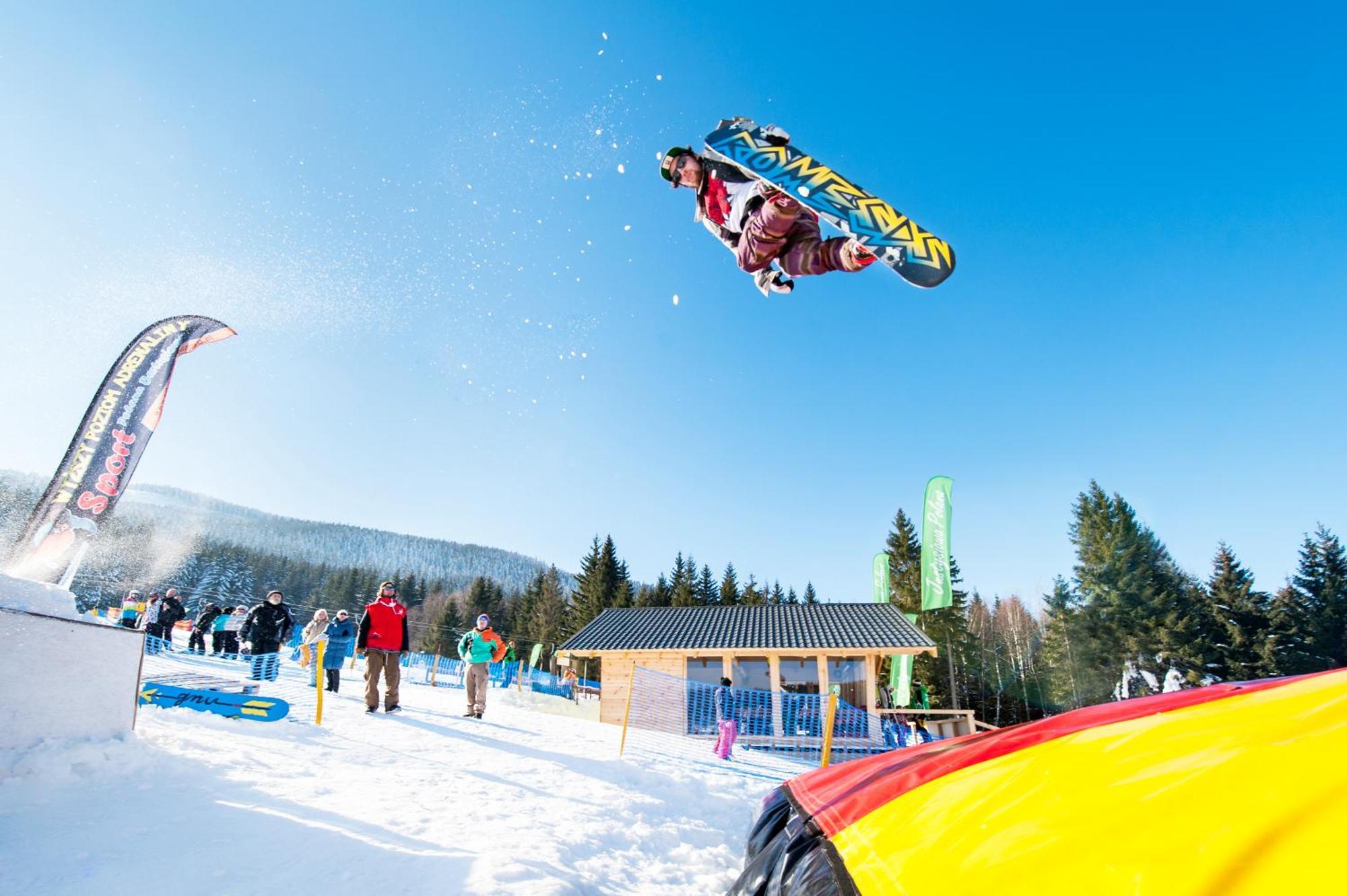 Stronie Śląskie Panorama Ski, Bike, Spa & Restaurant - Czarna Gora Resort מראה חיצוני תמונה